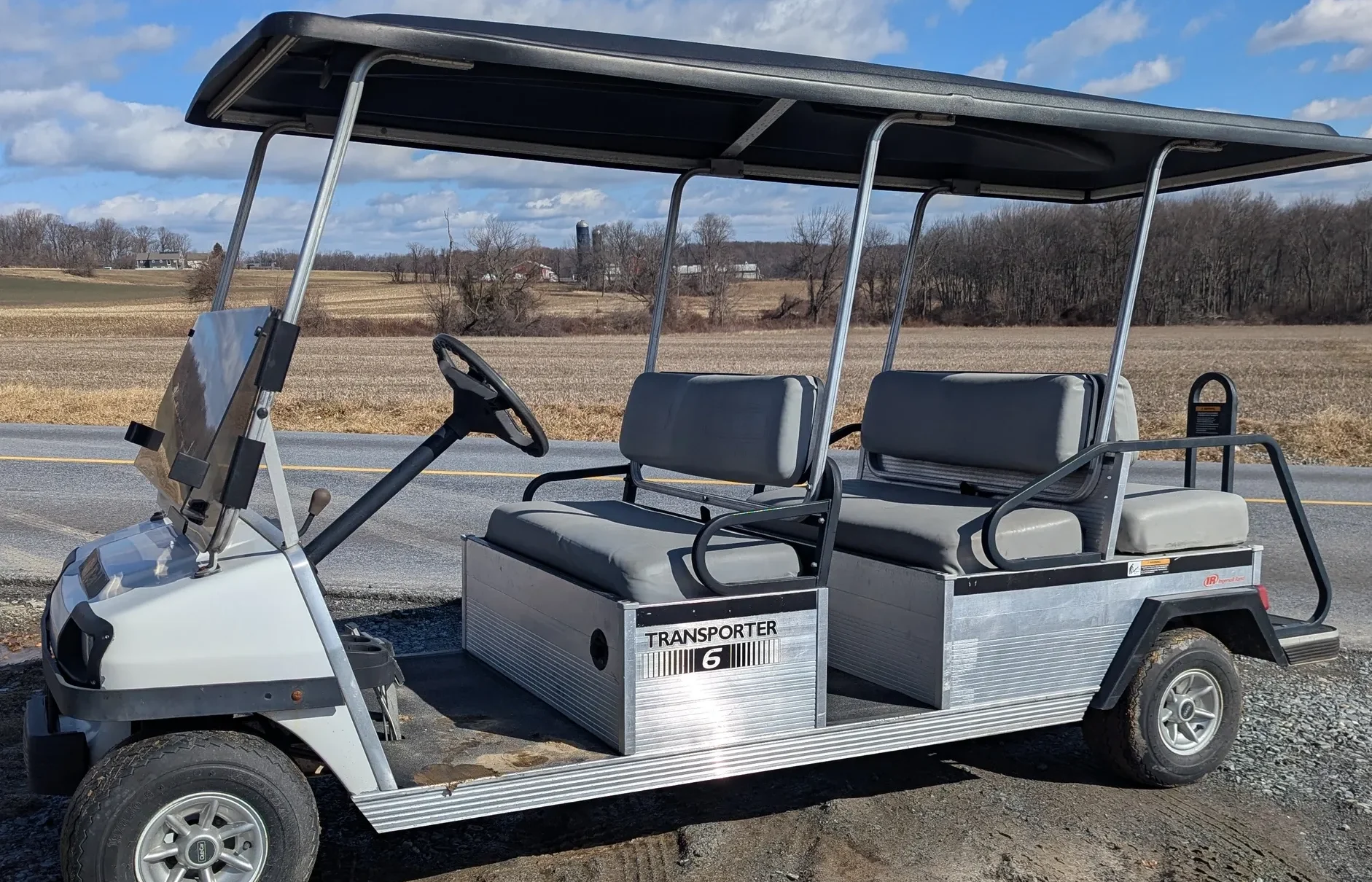 Golf cart